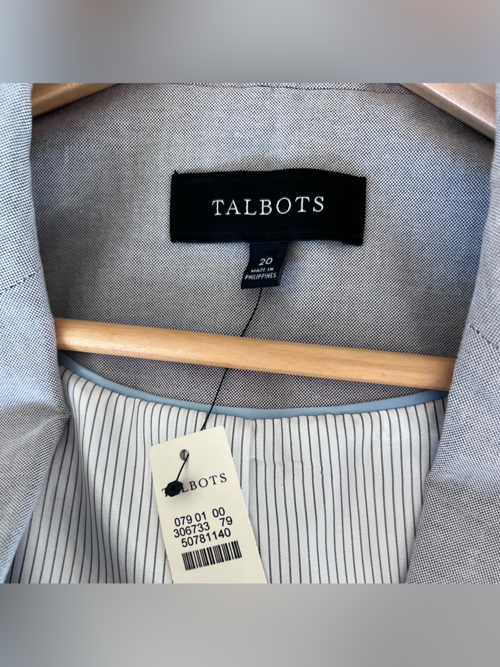 Talbots Light Gray Classic Two-Button Blazer - Picture 7 of 10